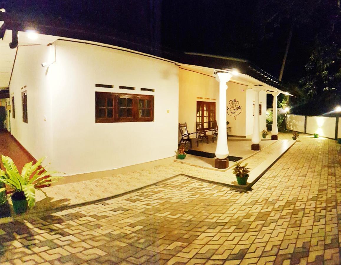 דיקוולה The Village Home מראה חיצוני תמונה